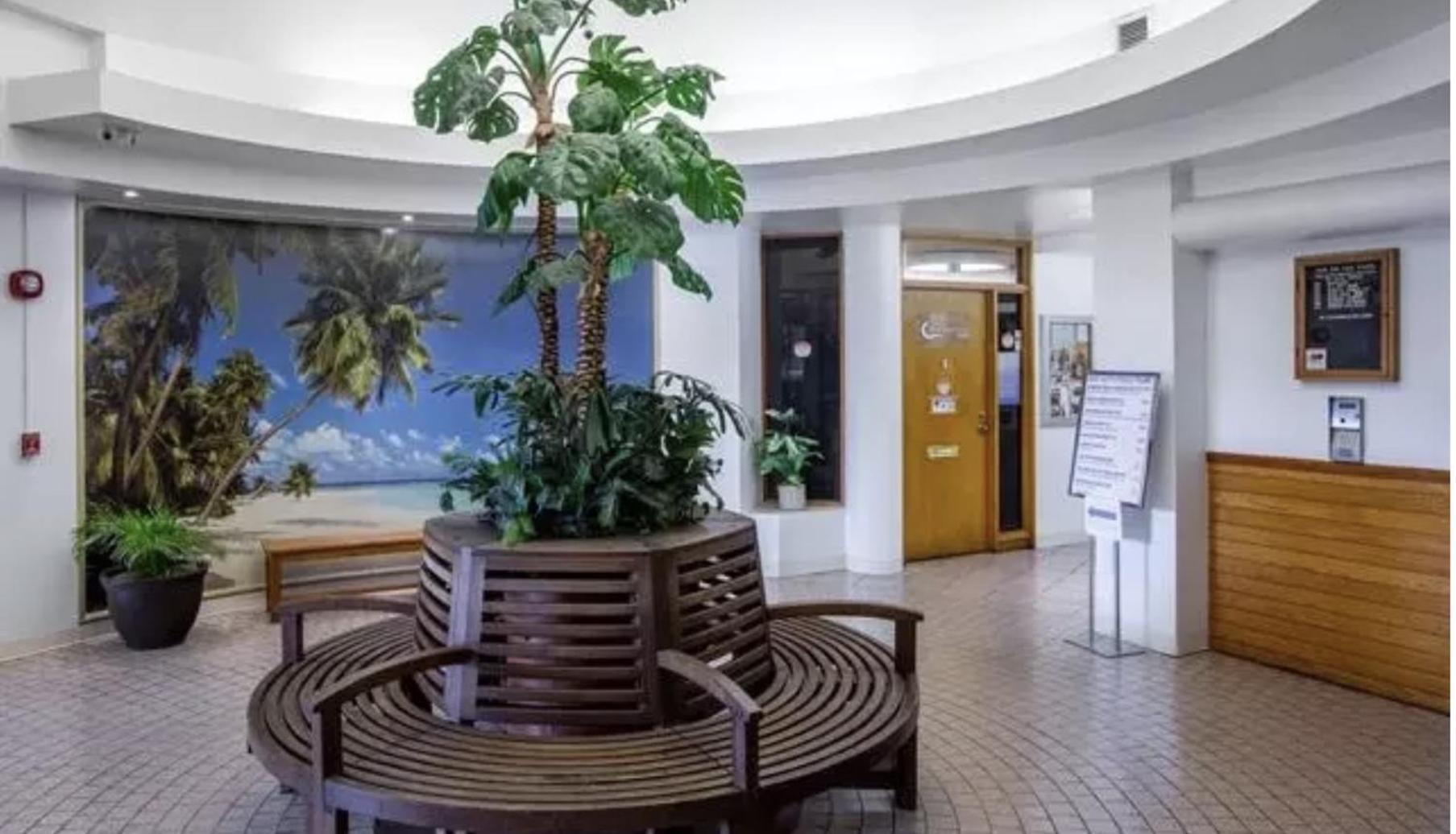 Gem Of Waikiki At Inn On The Park Χονολουλού Εξωτερικό φωτογραφία