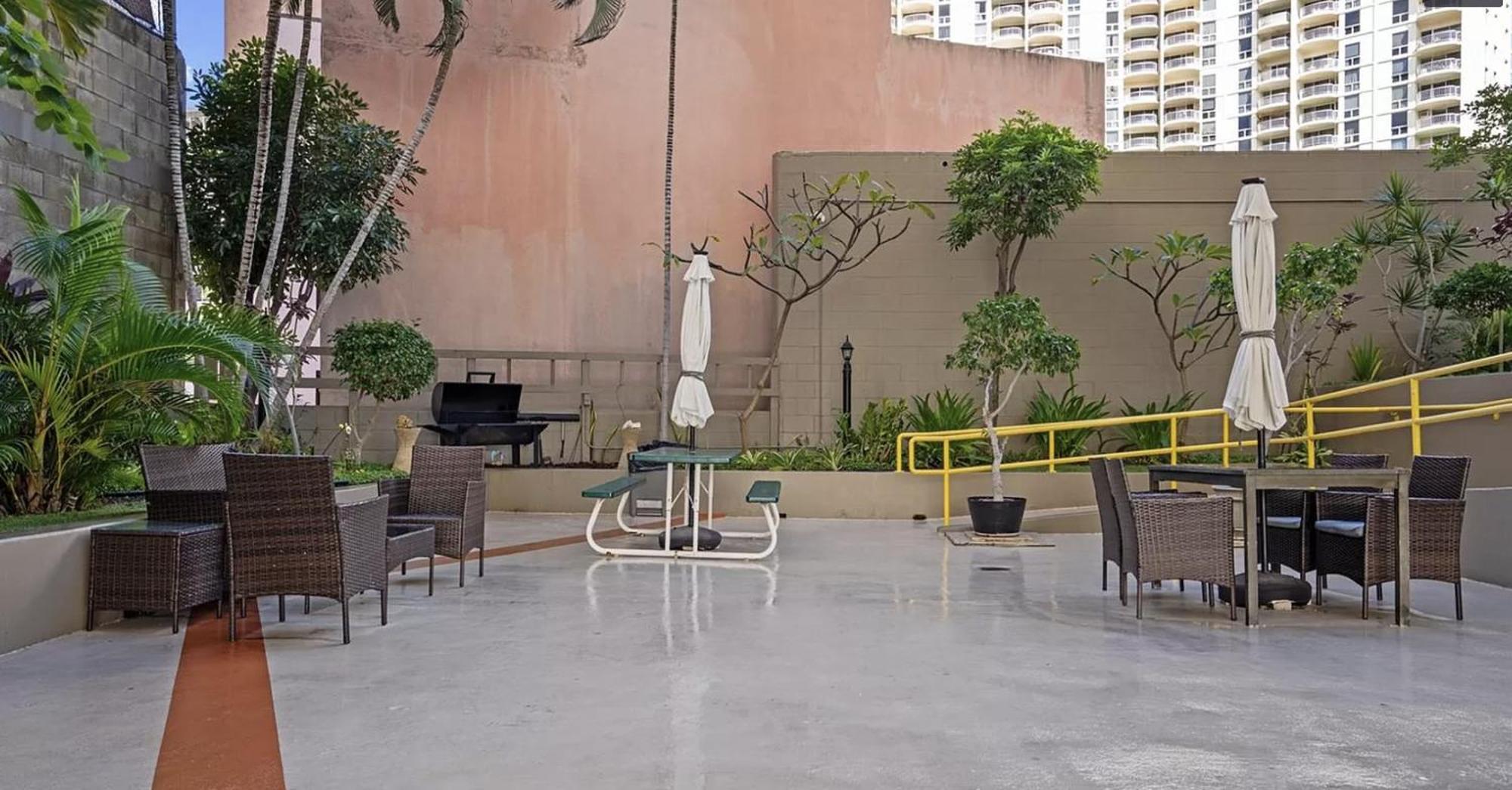 Gem Of Waikiki At Inn On The Park Χονολουλού Εξωτερικό φωτογραφία