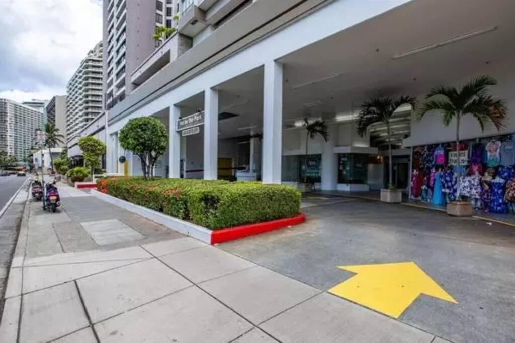 Gem Of Waikiki At Inn On The Park Χονολουλού Εξωτερικό φωτογραφία