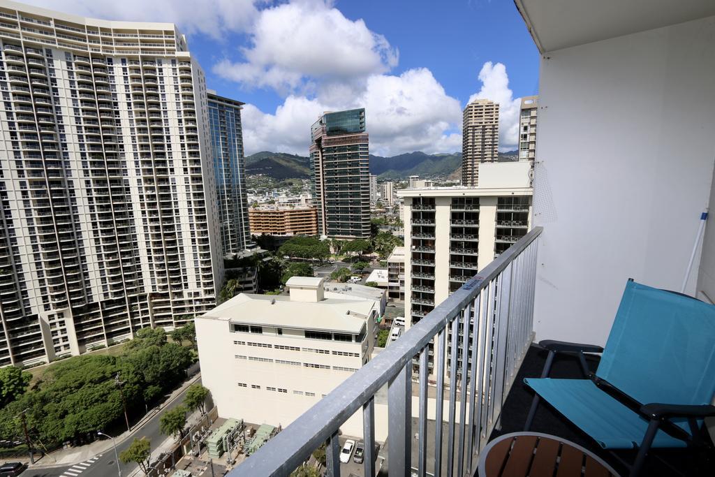 Gem Of Waikiki At Inn On The Park Χονολουλού Εξωτερικό φωτογραφία